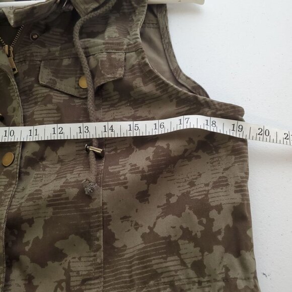 Lemon Tart Vest Medium Camo Hooded Full zip‎ Moss Green utility style Gorpcore - Picture 5 of 7